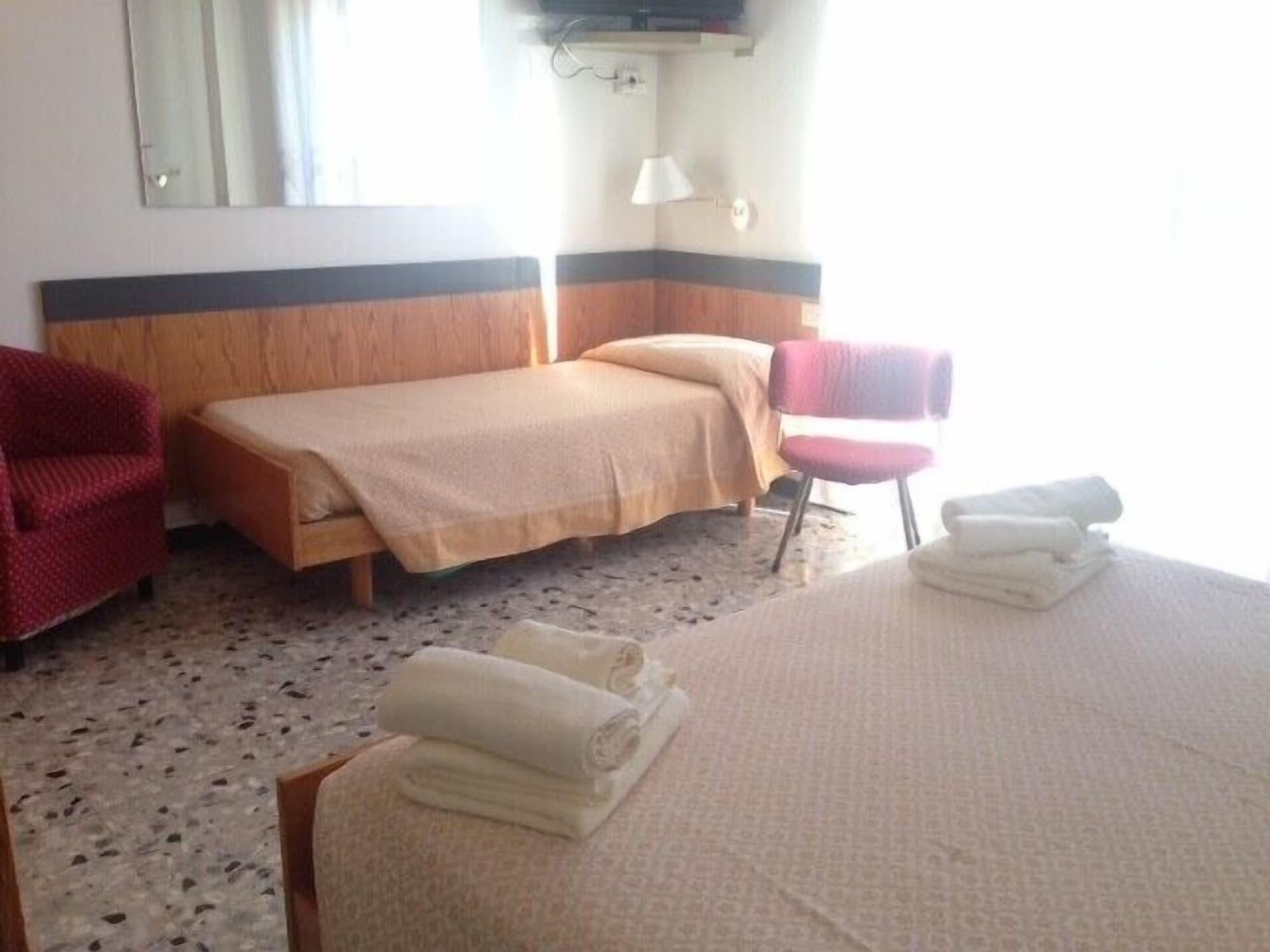 פייטרה ליגורה Hotel Minerva מראה חיצוני תמונה