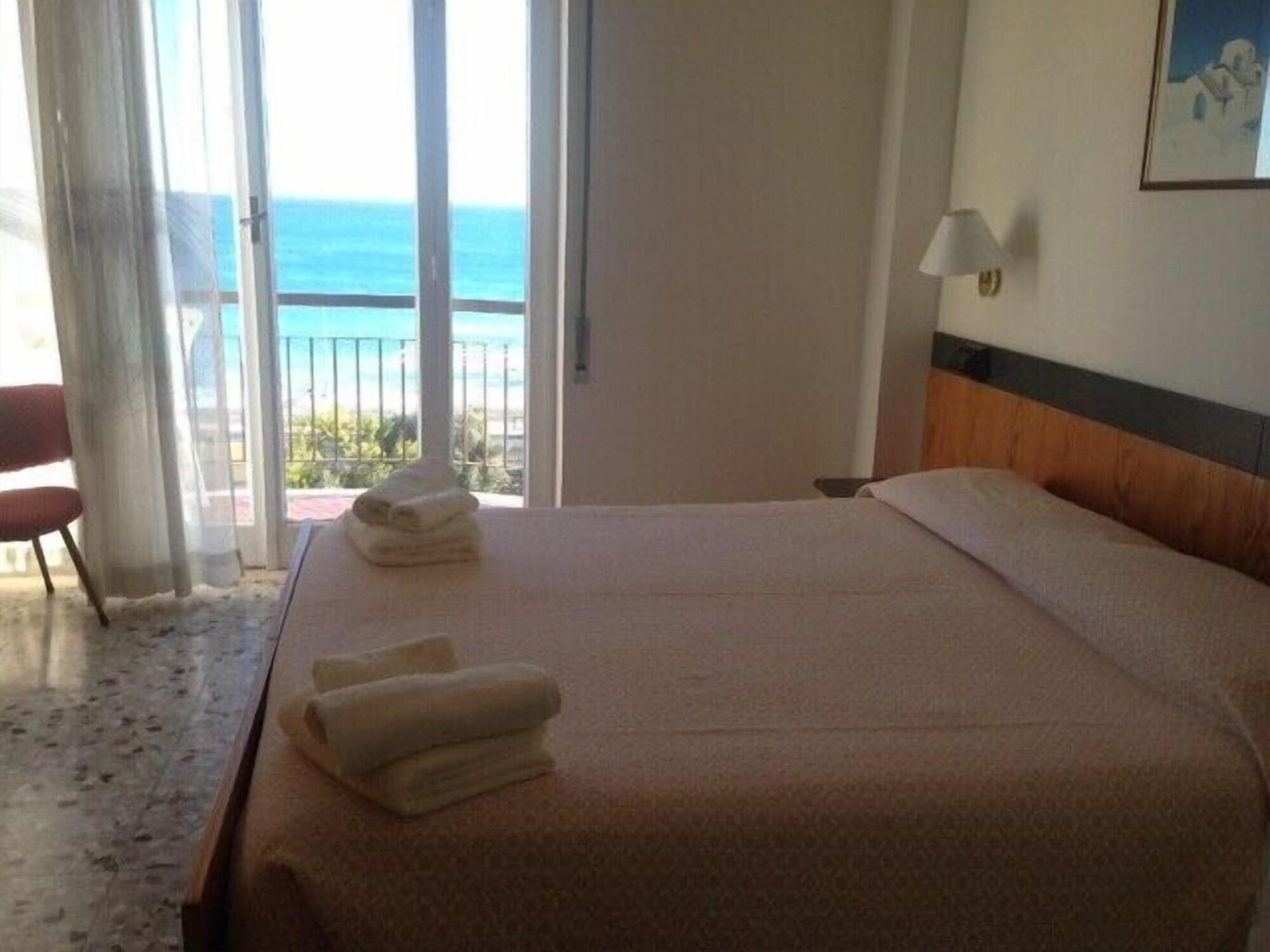 פייטרה ליגורה Hotel Minerva מראה חיצוני תמונה