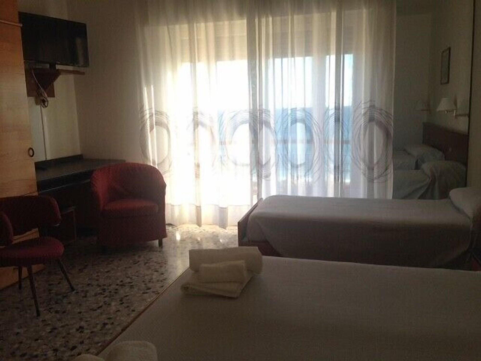 פייטרה ליגורה Hotel Minerva מראה חיצוני תמונה
