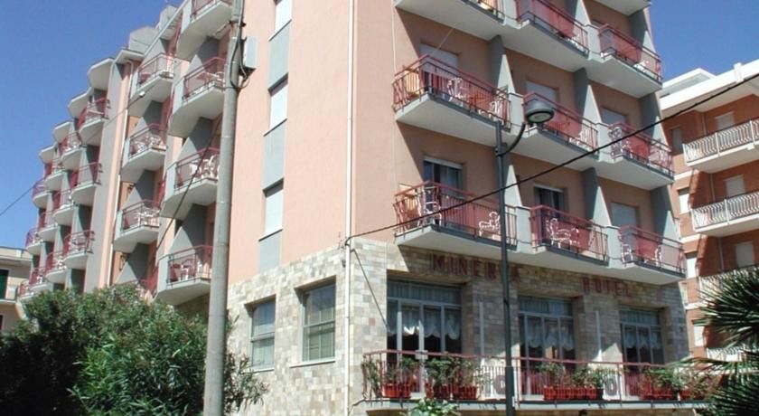 פייטרה ליגורה Hotel Minerva מראה חיצוני תמונה